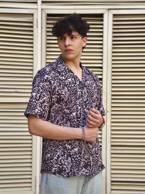 BLACK & WHITE ETHNIC PRINT ALOHA SHIRT