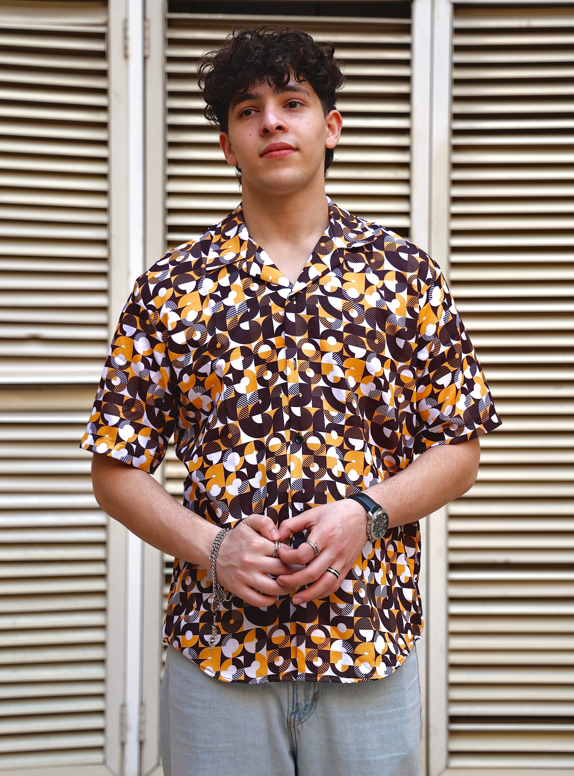 BLACK & YELLOW MODERN PATTERN ALOHA SHIRT