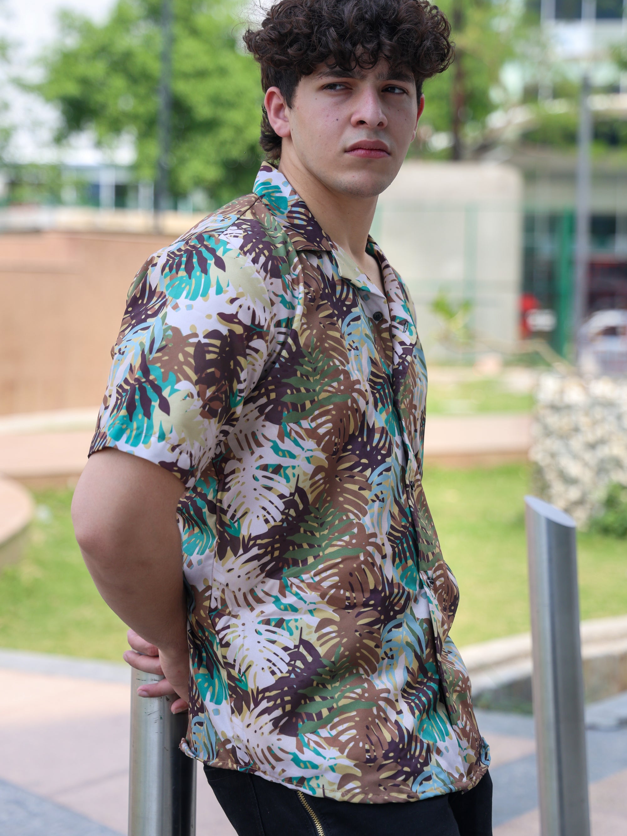 Multicolour Autumn Leaves Printed Aloha Shirt ( New )