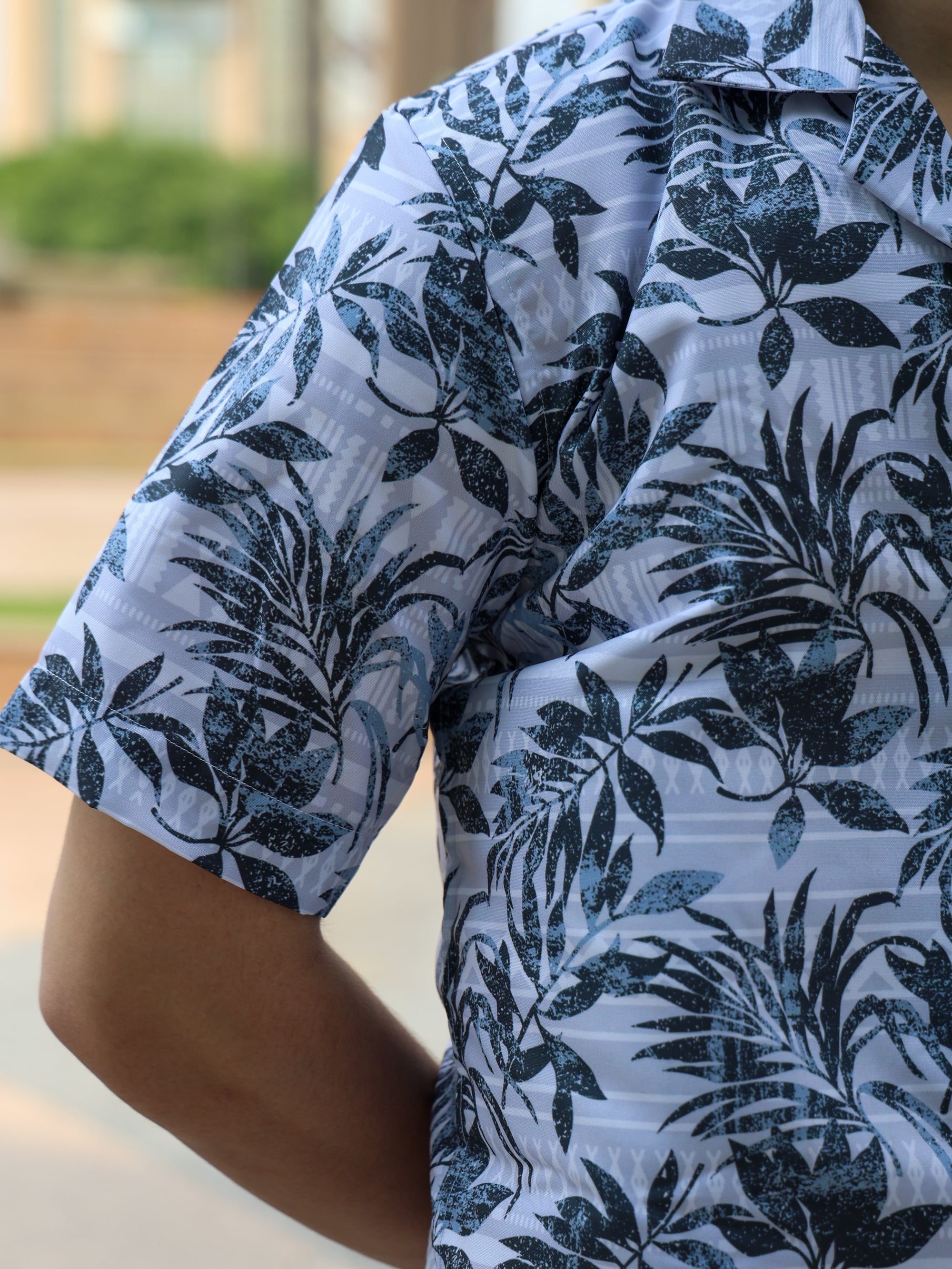 White Exotic Floral Printed Aloha Shirt ( New )